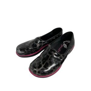 LADIES WOMEN'S SMITTEN GRAY PINK HEART THROB CLOGS‎ SHOES SLIP ON EU 38 US 7